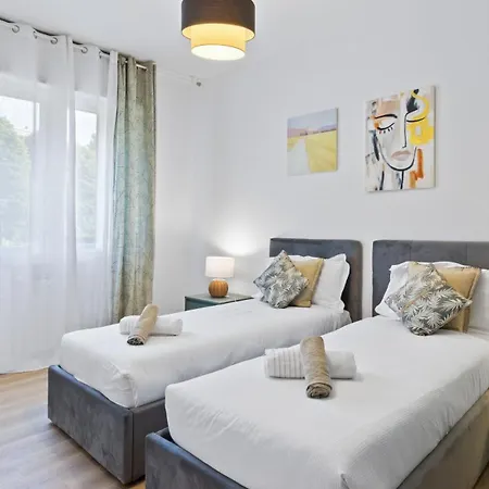 Apartamento Queen Danila *
