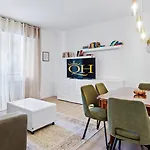 Queen Danila Apartment Venice